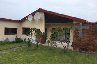 5 Bedroom Property for Sale in Gonubie Eastern Cape